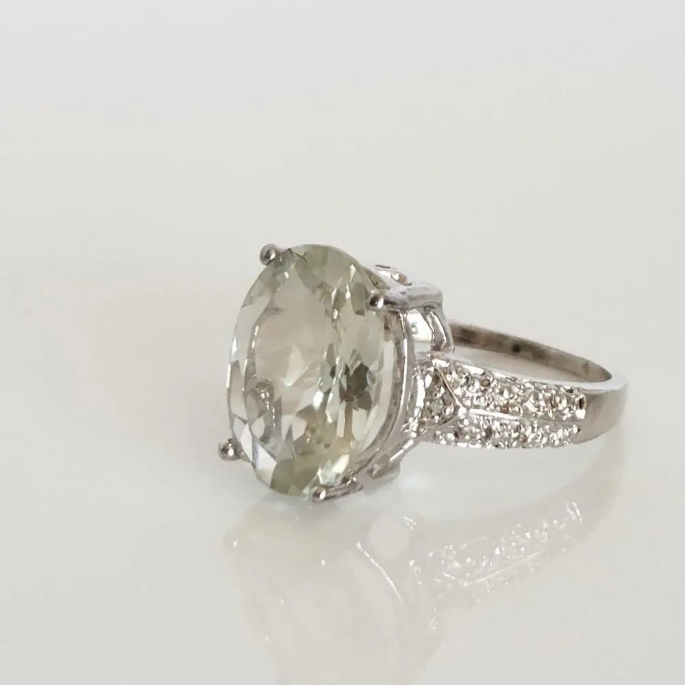 Green Amethyst 5.2 Carats Ring Size 7-1/4